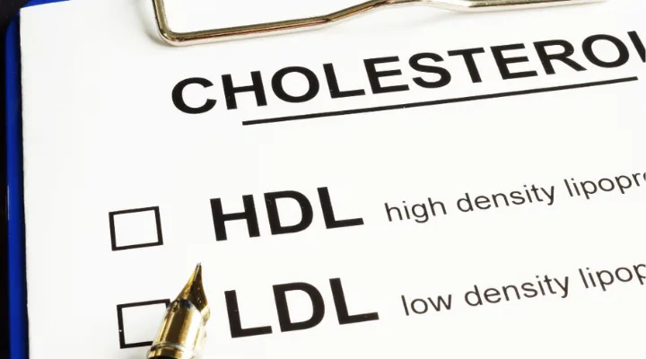 ¿Colesterol alto? Tu cuerpo te está avisando, pero hay una forma natural de cuidarlo